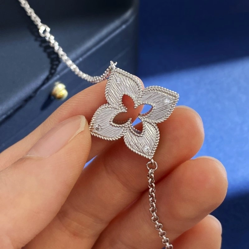 Youthful Vca Necklaces 254055