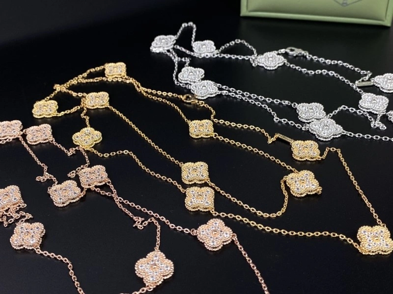 TravelReady Vca Necklaces 254057