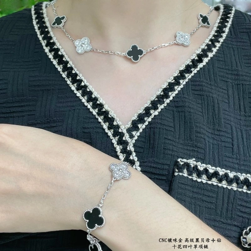 Thermal Vca Necklaces 254038