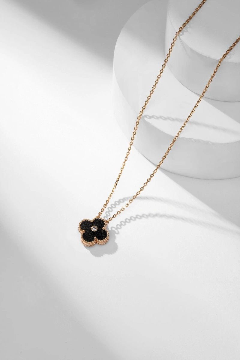 UrbanStyle Vca Necklaces 254030