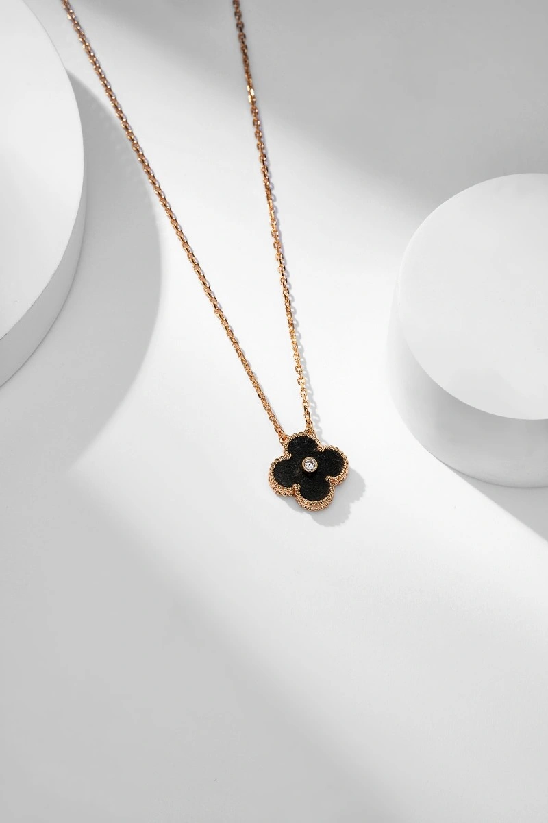 UrbanStyle Vca Necklaces 254030