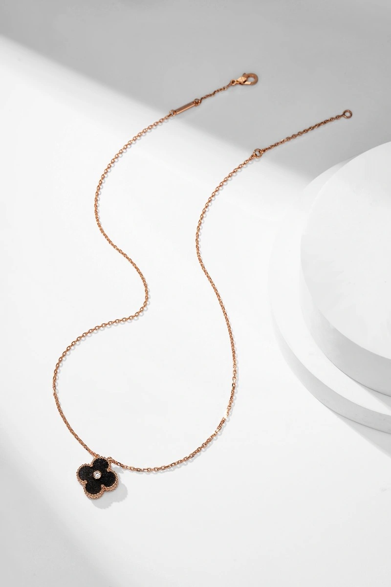UrbanStyle Vca Necklaces 254030