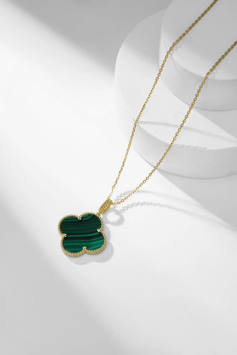 Vca Necklaces MoistureWicking 254040