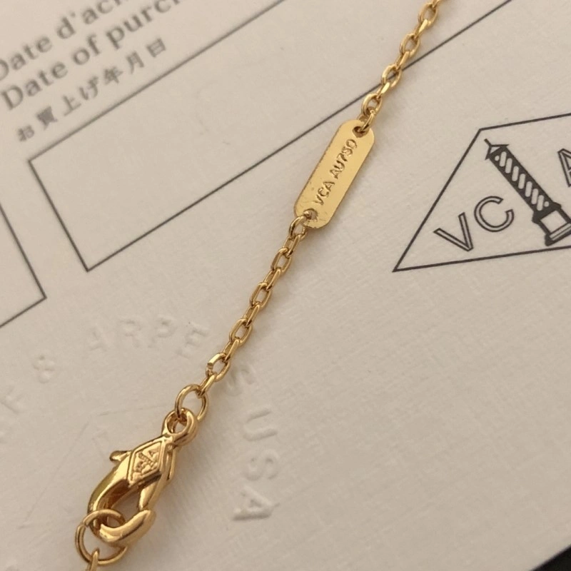 TravelReady Vca Necklaces 254051