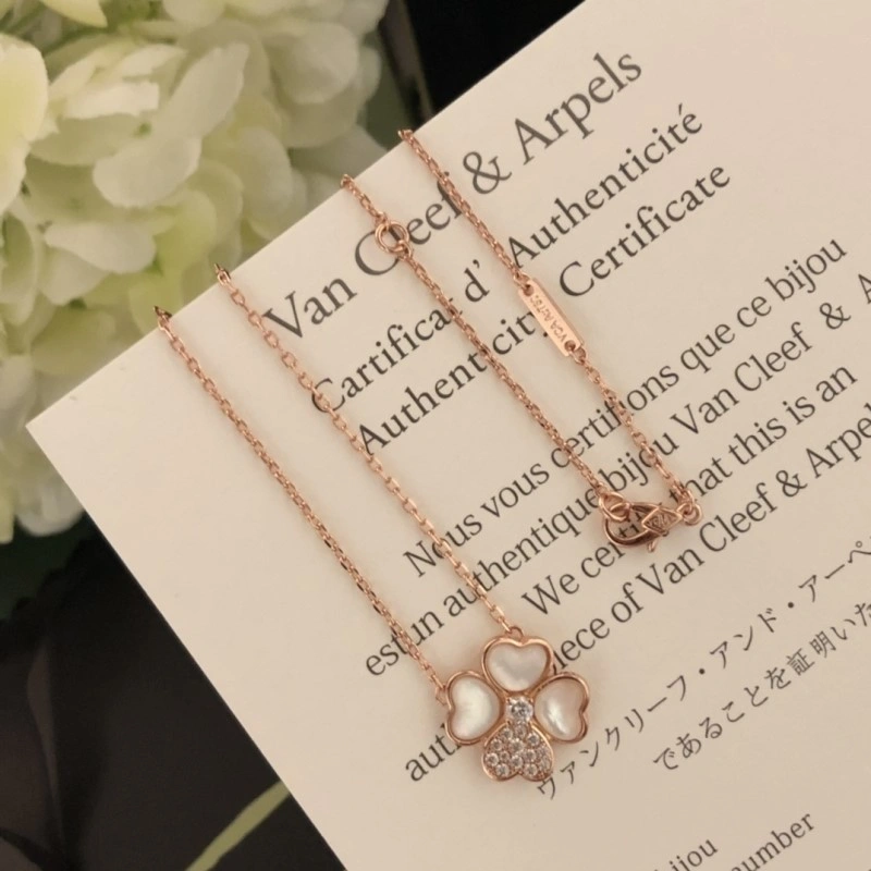 Reliable Vca Necklaces 254056