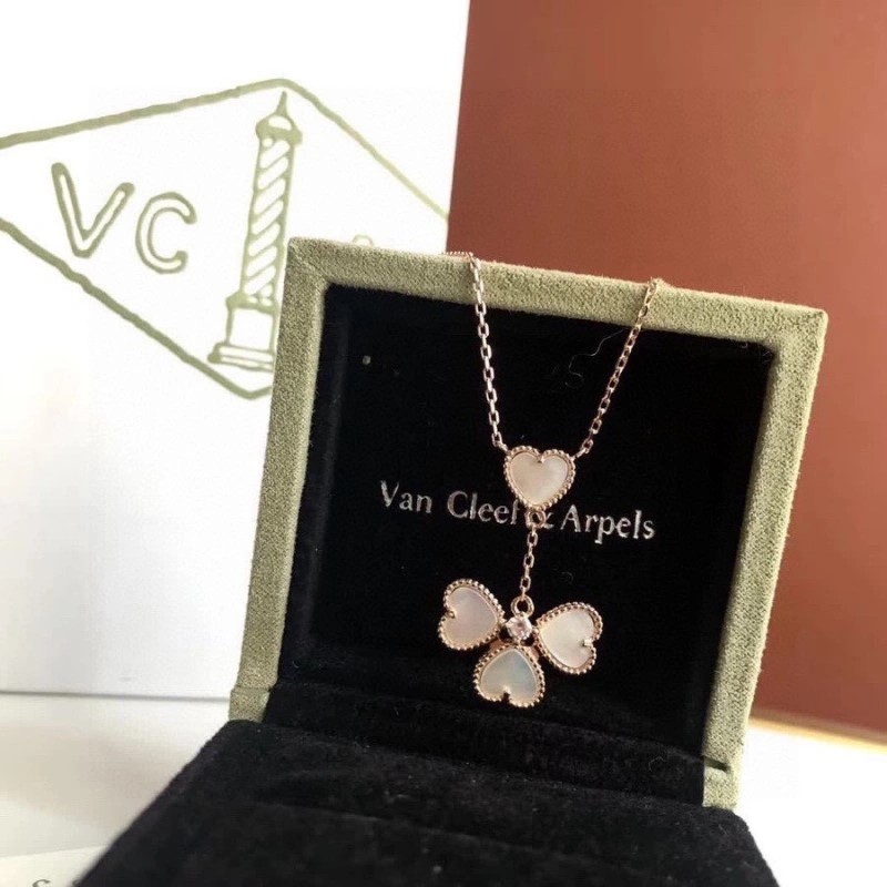OdorResistant Vca Necklaces 254020