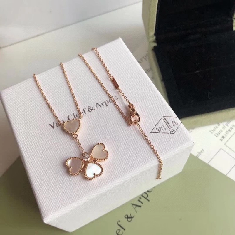 OdorResistant Vca Necklaces 254020
