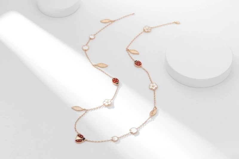 Seasonal Vca Necklaces 254021