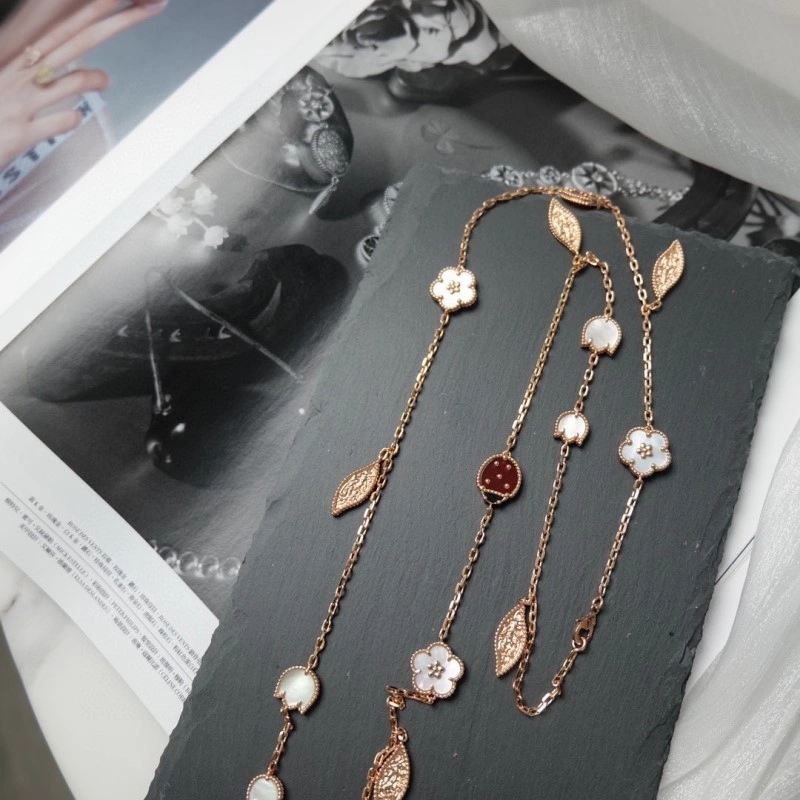 Seasonal Vca Necklaces 254021
