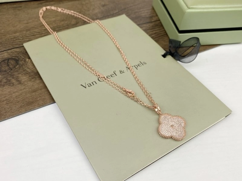 Vca Necklaces SunProtective 254006