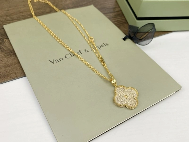 Vca Necklaces SunProtective 254006