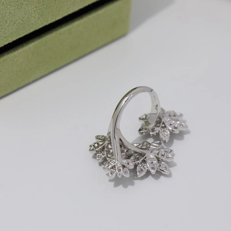 Contemporary Vca Rings 255460