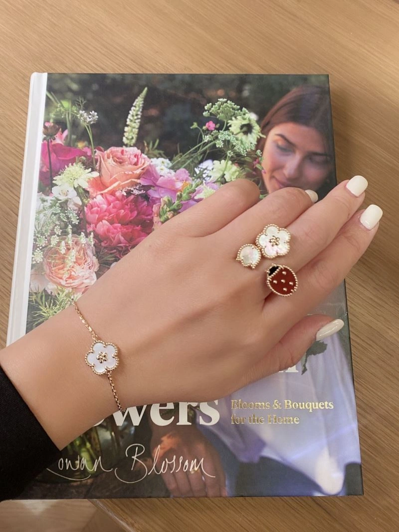 Vca Rings Elegant 255446