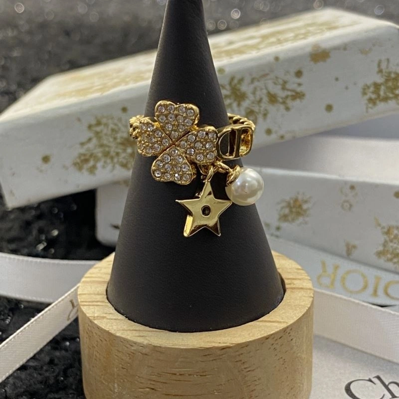 Vca Rings Minimalist 255077