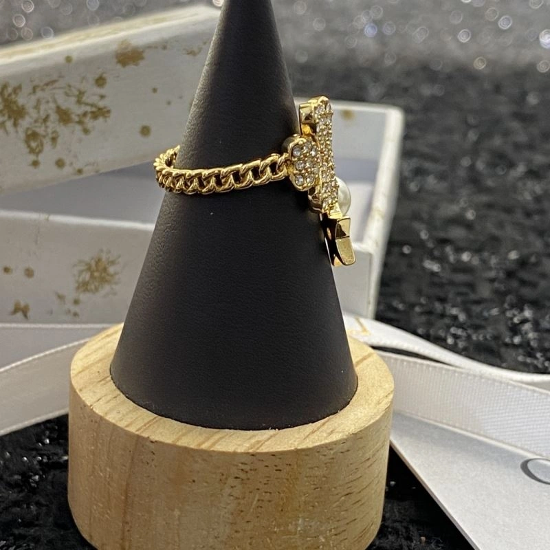 Vca Rings Minimalist 255077