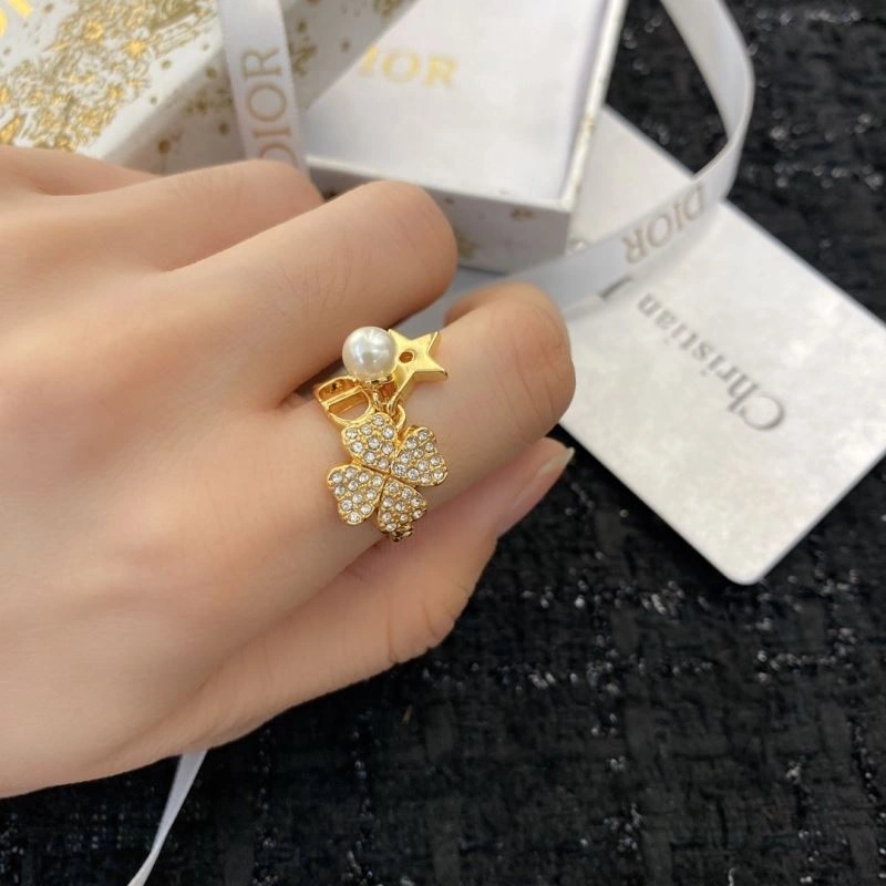 Vca Rings Minimalist 255077