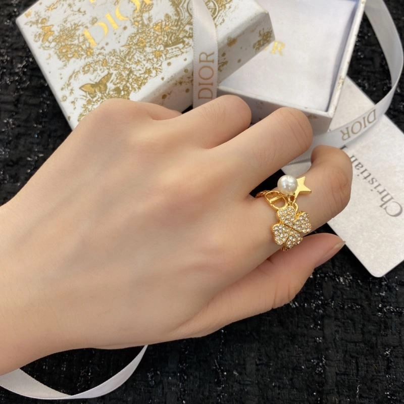 Vca Rings Minimalist 255077