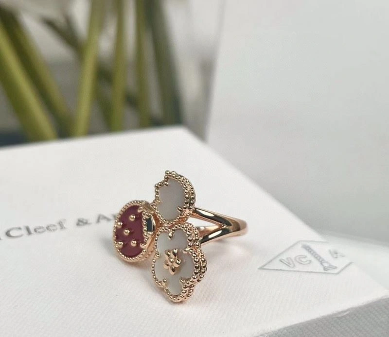 Vca Rings Seasonal 254897