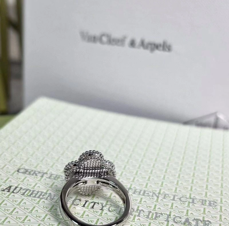 Vca Rings Effortless 254891