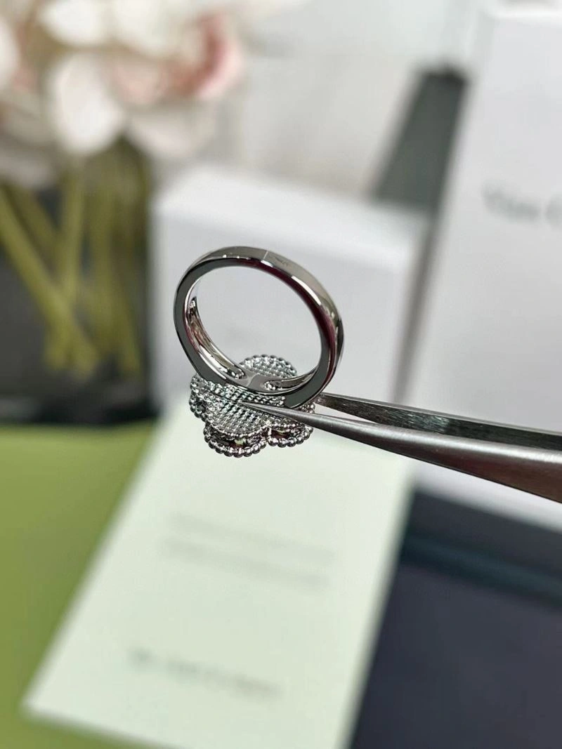 Vca Rings Effortless 254891