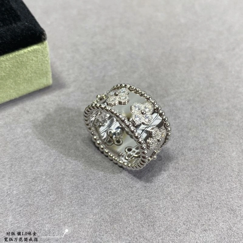 Youthful Vca Rings 254887