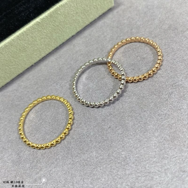 Comfortable Vca Rings 254601