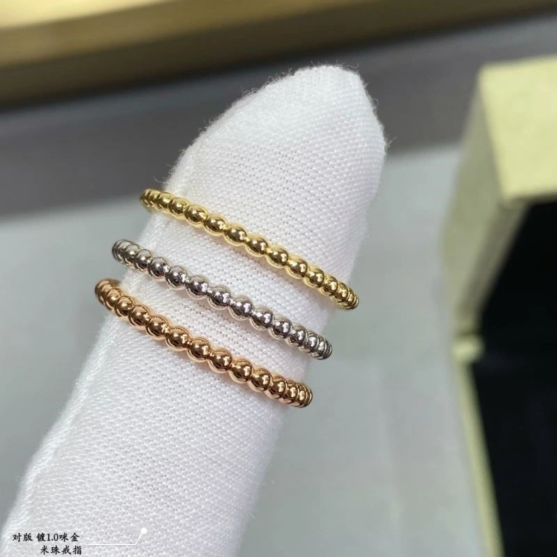 Comfortable Vca Rings 254601
