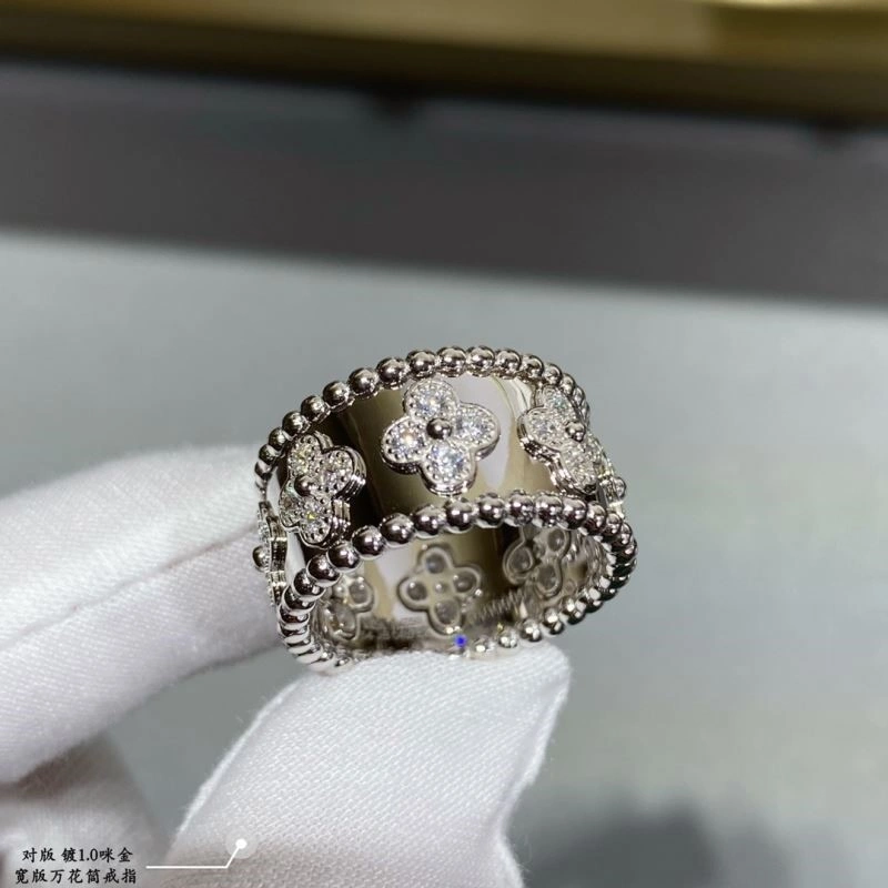 Vca Rings Sophisticated 254575