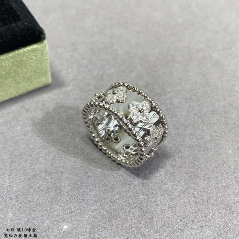 Vca Rings Sophisticated 254575