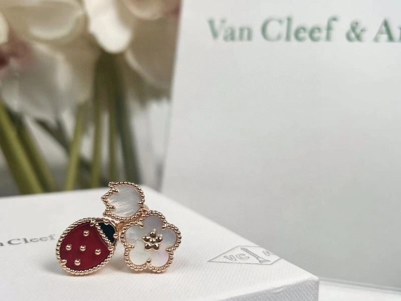 Vca Rings Timeless 254484