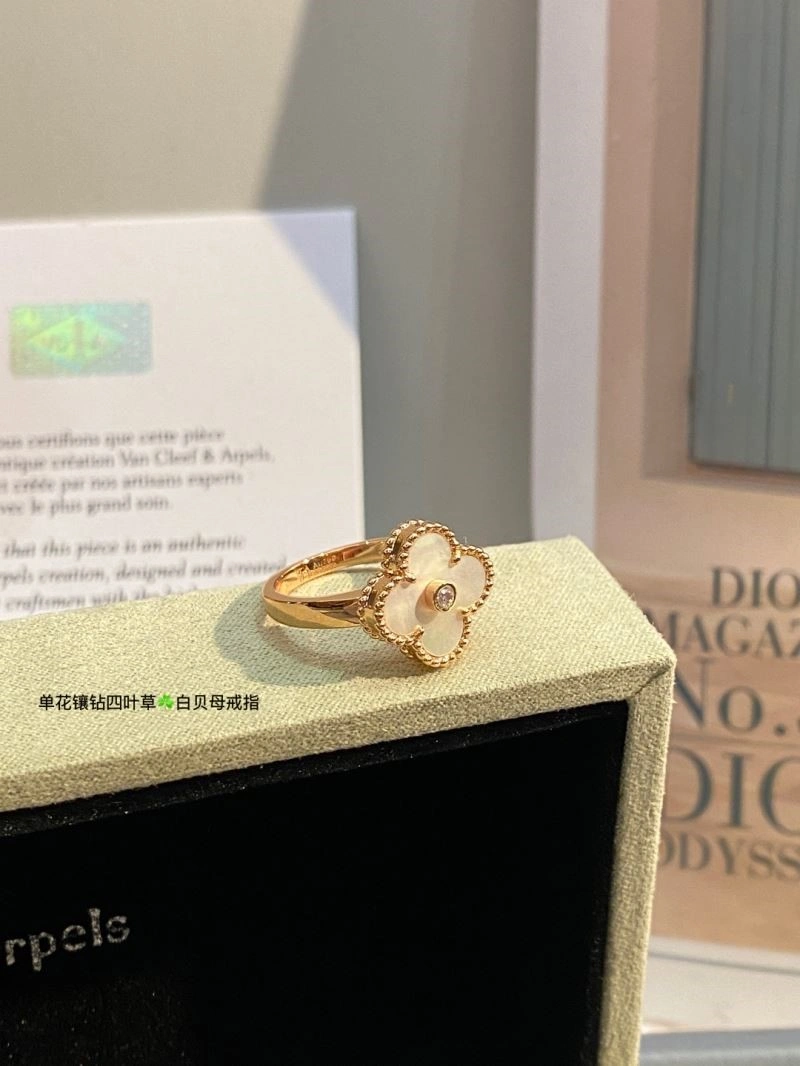 Vca Rings Original 254275