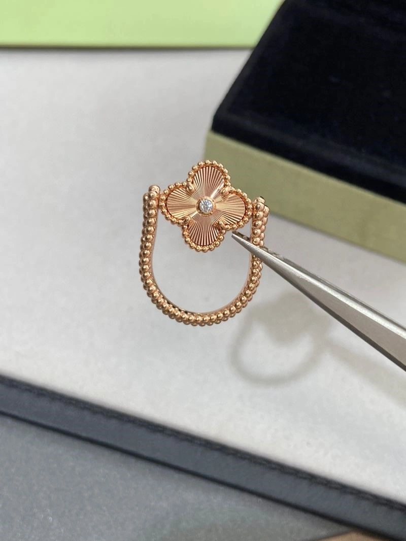 Vca Rings Original 254166