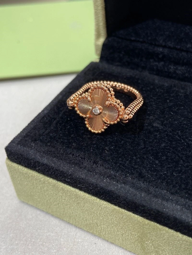 Vca Rings Original 254166
