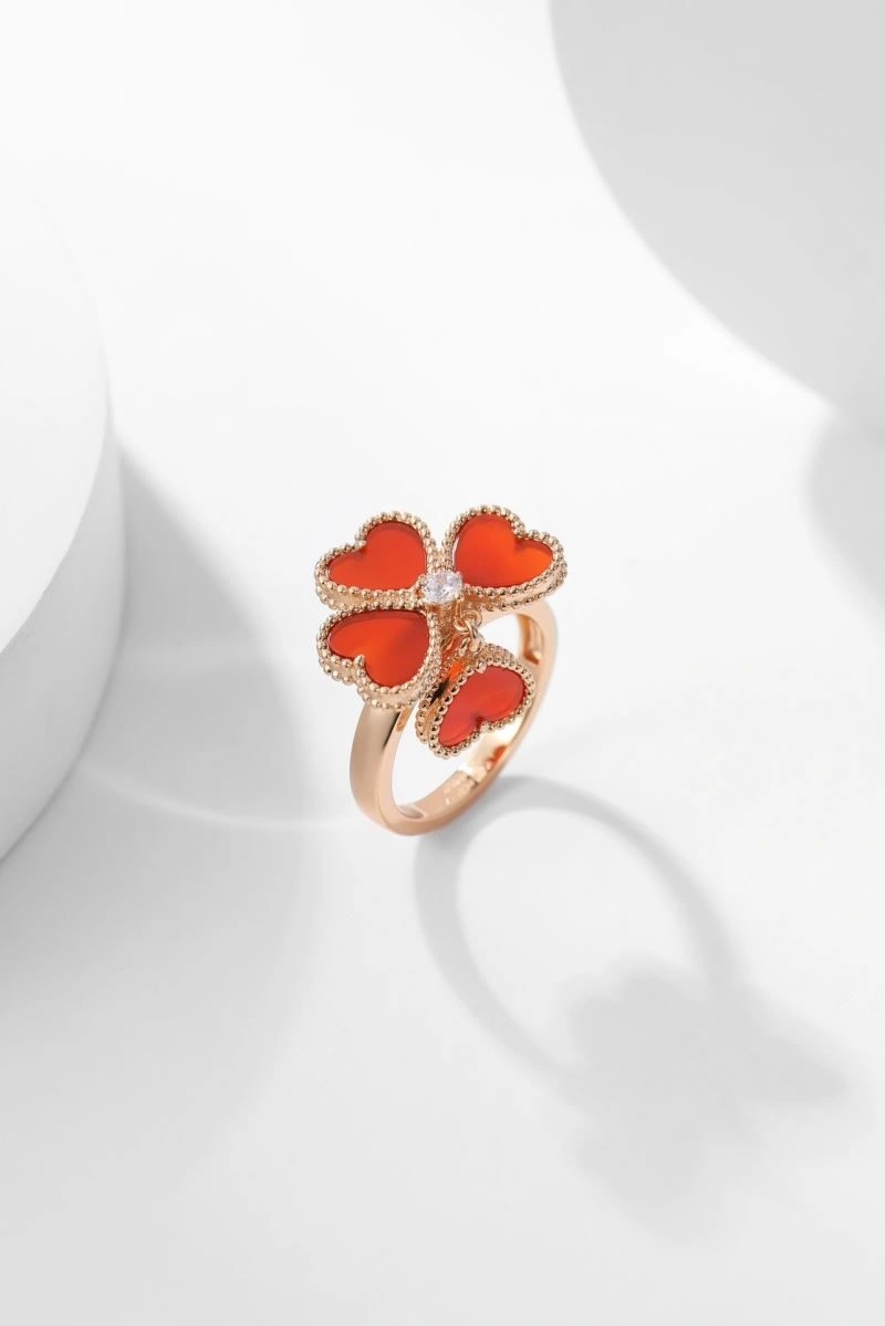Comfortable Vca Rings 254156