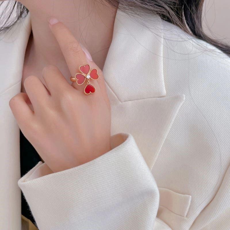 Comfortable Vca Rings 254156