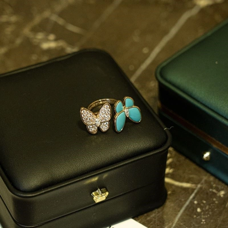 Vca Rings Timeless 254155