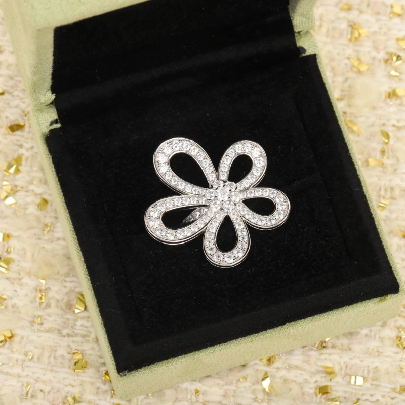 Cozy Vca Rings 254002