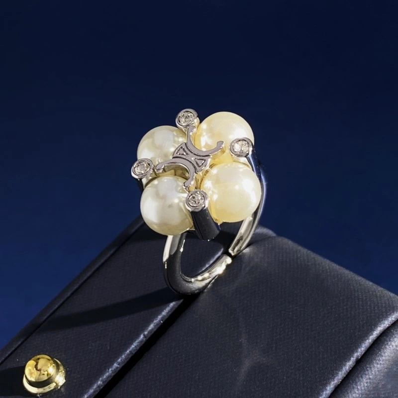 Versatile Vca Rings 253989