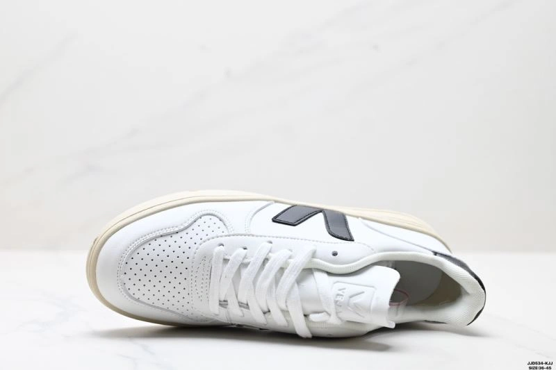 Veja Shoes Versatile 2829