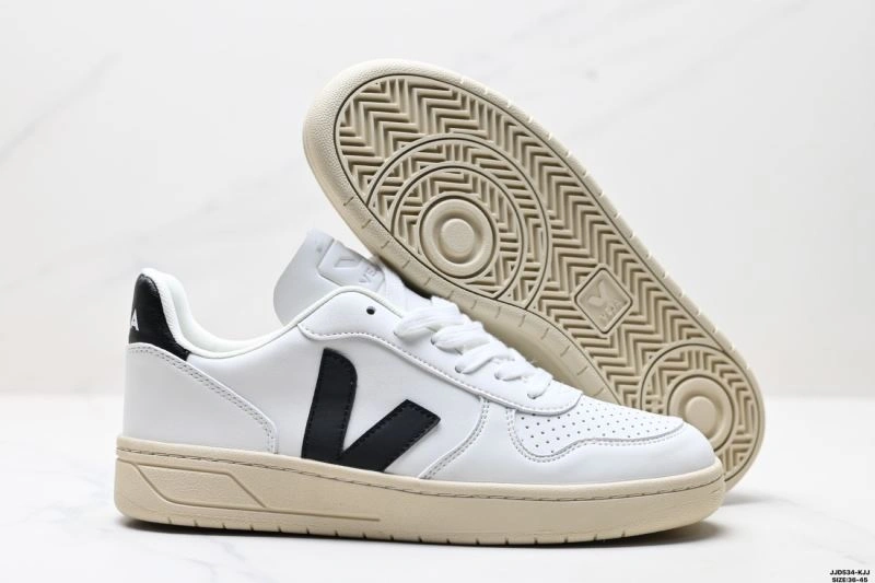 Veja Shoes Versatile 2829