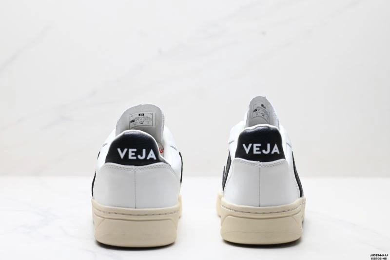 Veja Shoes Versatile 2829