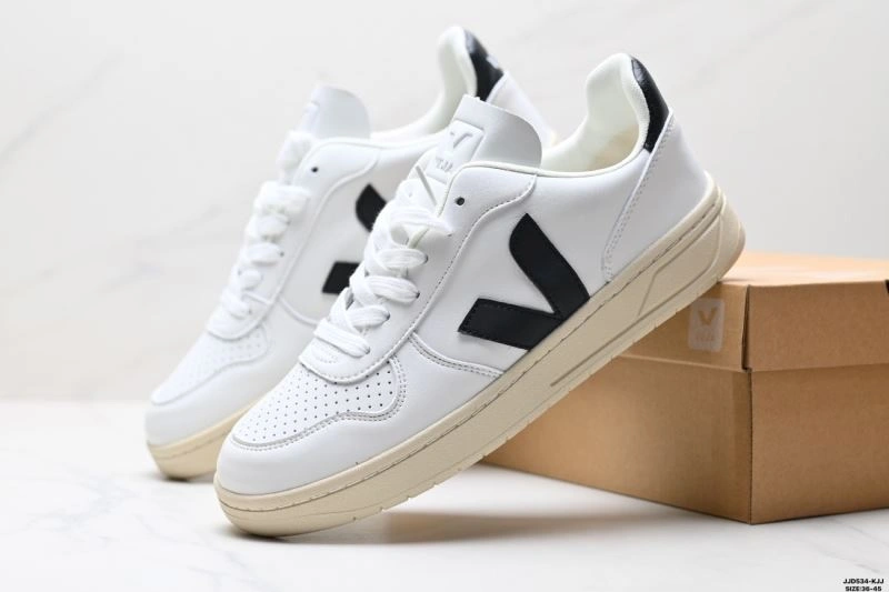 Veja Shoes Versatile 2829