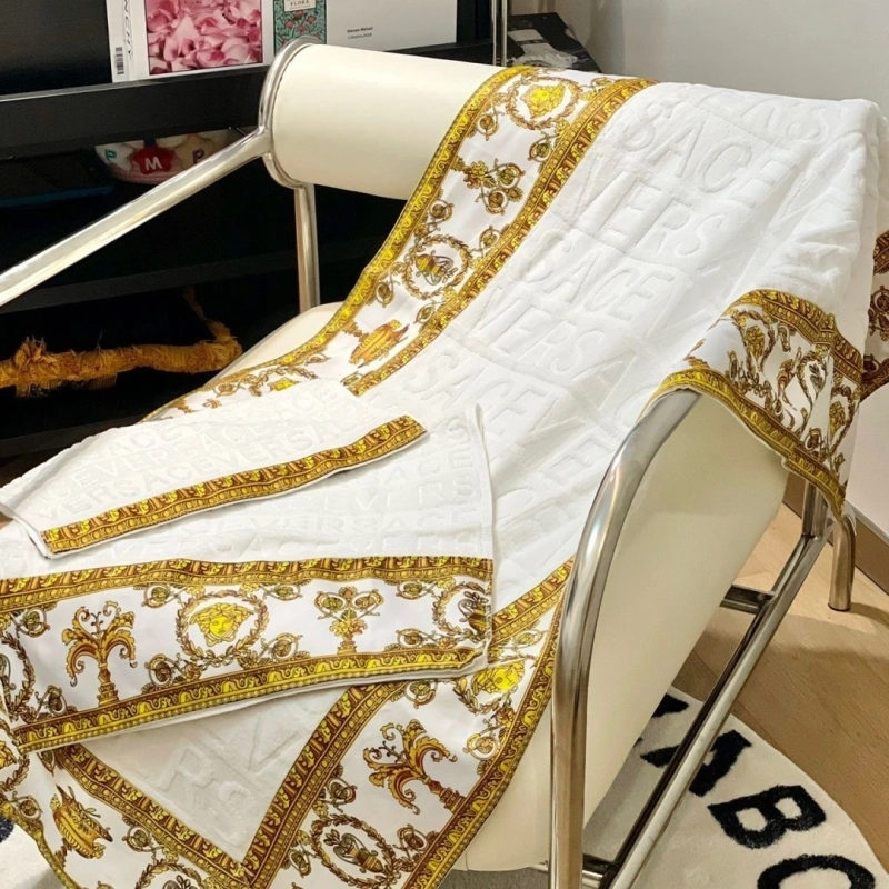 Sporty Versace Bath Towel 255675