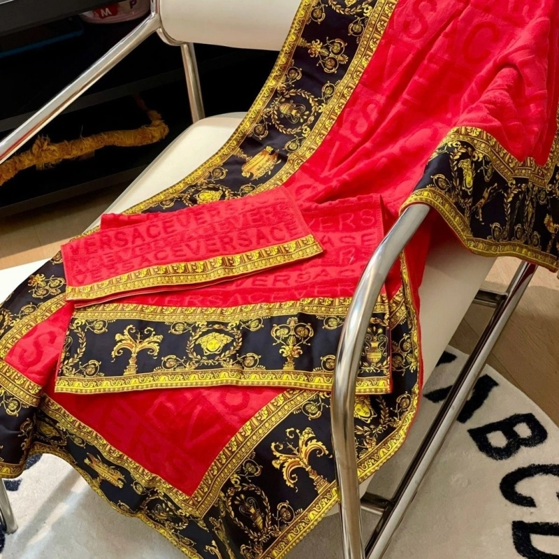 Sporty Versace Bath Towel 255675