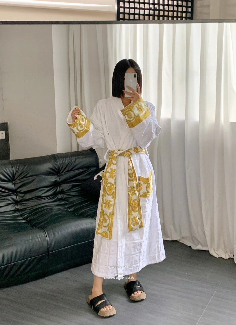 Elegant Versace Bathrobe 255704
