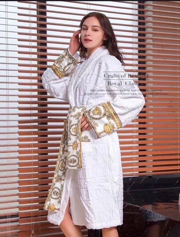 UrbanChic Versace Bathrobe 255694