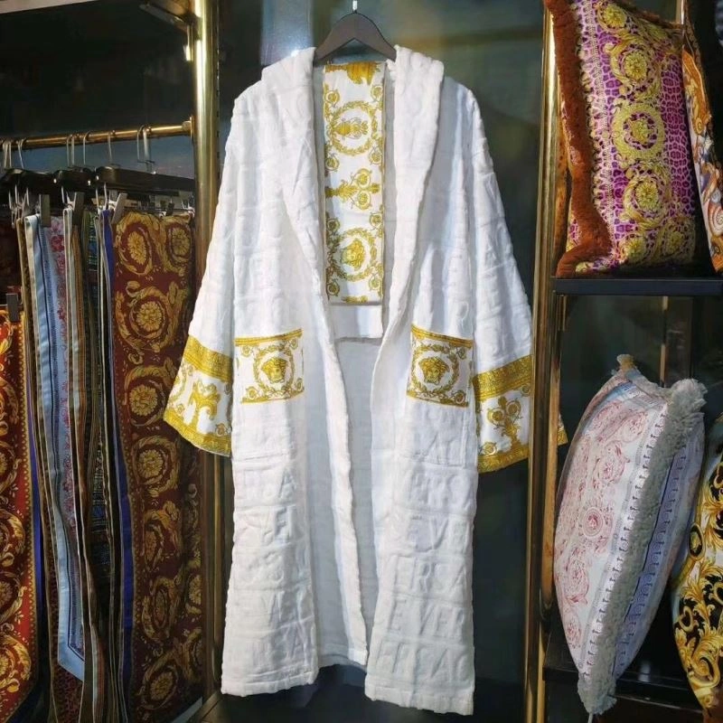 UrbanChic Versace Bathrobe 255694