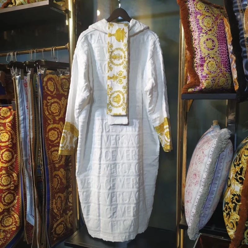 UrbanChic Versace Bathrobe 255694