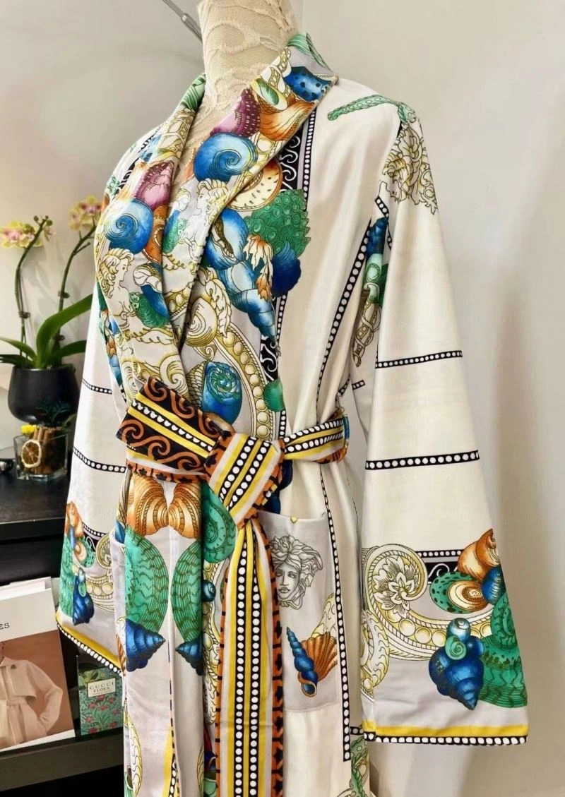 Versace Bathrobe Lightweight 255690