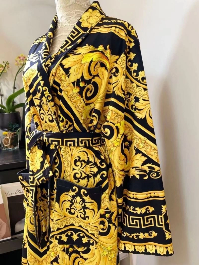 Sustainable Versace Bathrobe 255700